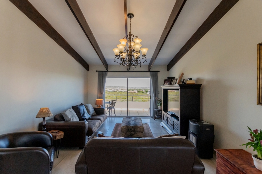 4 Bedroom Property for Sale in Sunset Estate Western Cape